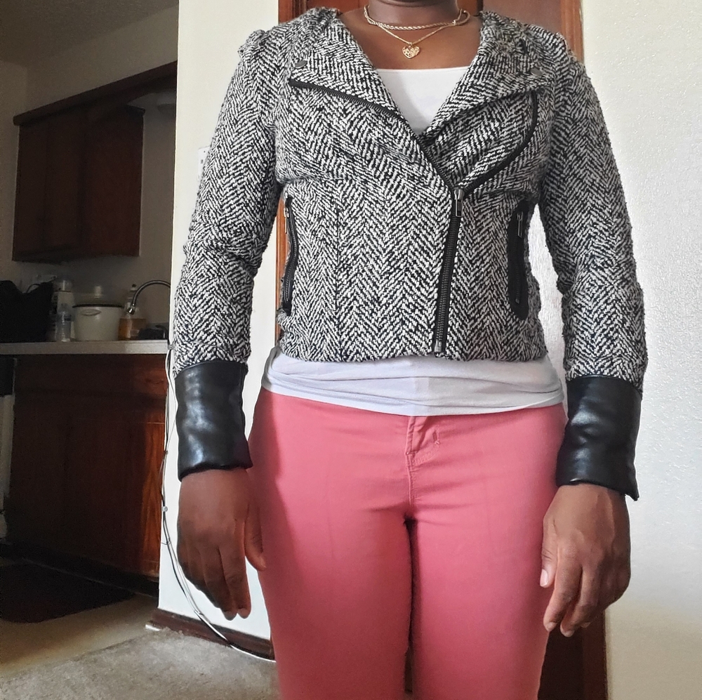 Jacket - Picture 3 of 4